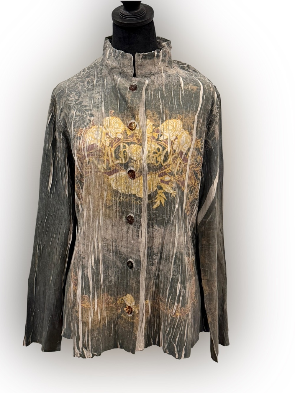 Mechant Women’s Crinkled Button Down Top ‘ Wild Rose’ Graphic: L Fairy Grunge